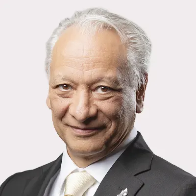 Dr. Víctor Rodríguez Padilla